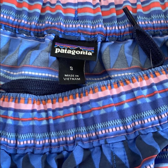 Shorts - Picture 4 of 5